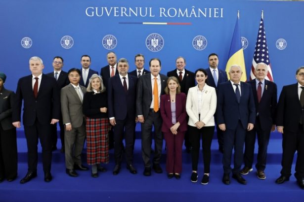 Congresul SUA - Întrevedere strategică între premierul Marcel Ciolacu și o delegație a Congresului SUA, la Palatul Vi...