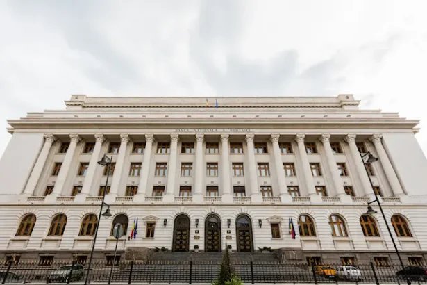 creștere datorie externă România 2025 - România se adâncește în datorii: creștere de 4,2 miliarde € și deficit ...