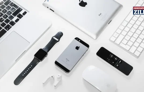 iOS 26 Liquid Glass - iOS 26 aduce „Liquid Glass”. Apple promite cel mai mare salt vizual din ultimul deceniu