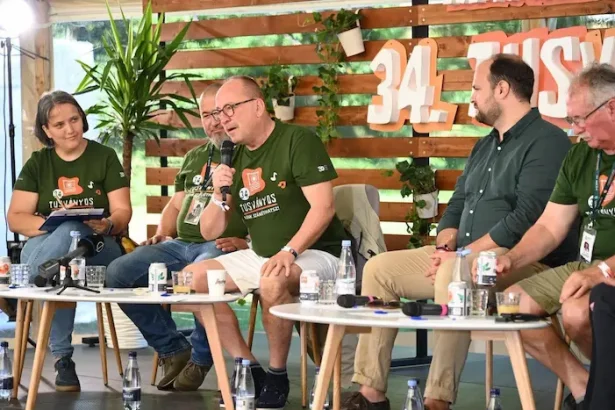 conflictul din Ucraina și ordinea mondială - Harghita: Impactul războiului din Ucraina asupra politicii globale, discut...