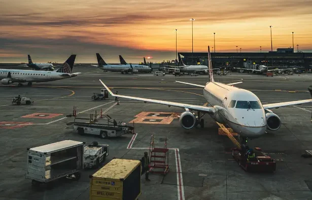 reducerea membrilor Consiliilor de Administrație Aeroport Arad - Arad: Reducerea drastică a membrilor Consiliilor de Adm...