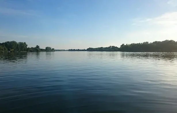 băiat de 14 ani înecat în Dunăre, județul Constanța - Tragedie în Constanța: Un adolescent de 14 ani își pierde ...