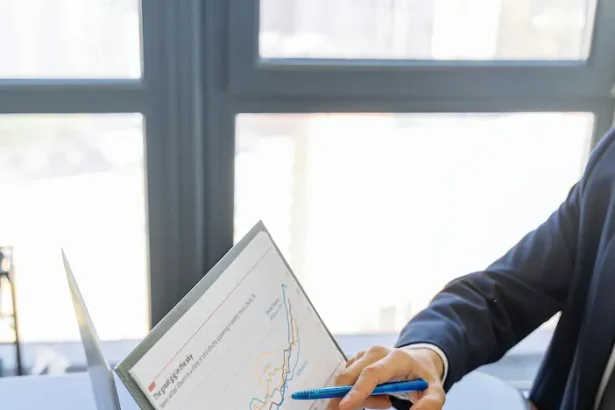 Încrederea antreprenorilor români în economia națională a scăzut dramatic în 2025. - Antreprenorii în criză: înc...