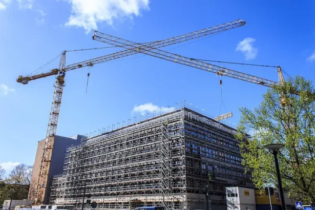 măsuri fiscale construcții recesiune PIB - Patronatele din construcții trag un semnal de alarmă: recesiune în dezbatere!