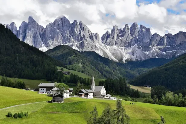 MUNTII DOLOMITI salvare montană