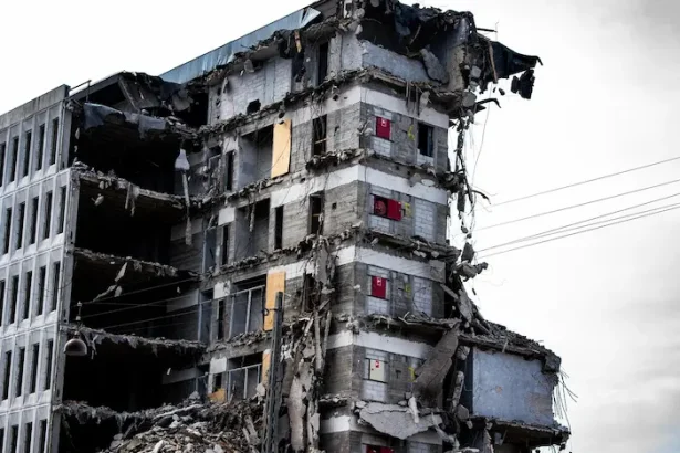 atac rusesc Kiev august 2025 - Atac sângeros asupra Kievului: Rusia lovește capitala Ucrainei, bilanț tragic cu morți ...