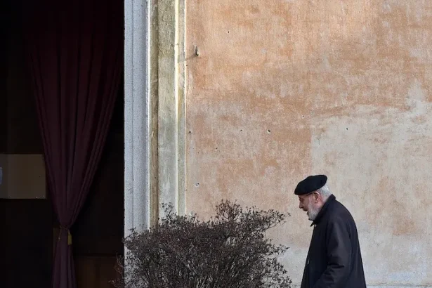 Interviu cu Oleg Ciubotaru, preot în Spania despre religie și integrarea europeană - Mituri și manipulări: Implicarea...