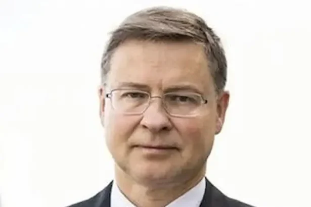 finanțele publice Franței în contextul UE - Îngrijorare în creștere la Bruxelles: Datoria Franței stârnește temeri!