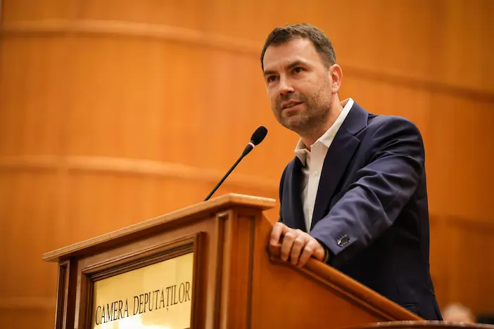 Bătălia pentru București: Drulă refuză să se retragă pentru Ciucu și cere 2 miliarde de euro! 1 Cătălin Drulă candidatul USR pentru Primăria Capitalei - Bătălia pentru București: Drulă refuză să se retragă p...