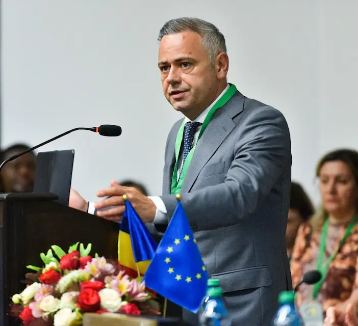 Florin - Florin Barbu: România merită libertate economică fără condiționări!