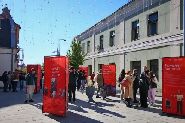 Arhiva teatrului Turda - Arhiva teatrului din Turda, readusă la viață într-un proiect inovator: „Mind the Gap. Echoe...