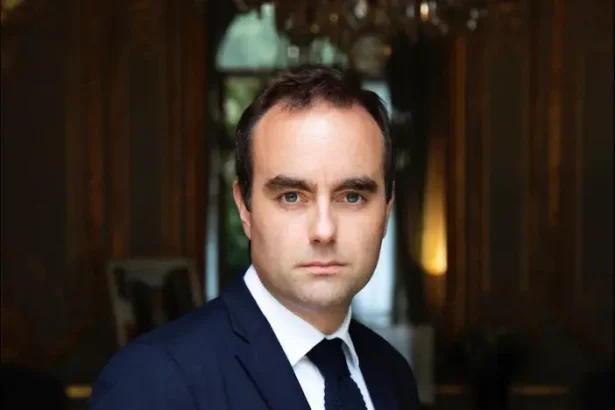 Criză - Criză politică în Franța: Sebastien Lecornu își dă demisia după doar 12 ore