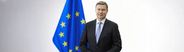 Comisarul european economie România - Comisarul european pentru economie în România: întâlniri esențiale în două z...