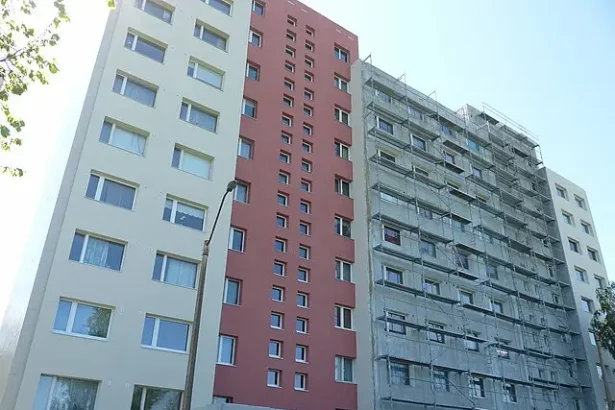 Asigurarea obligatorie a locuințelor împotriva dezastrelor naturale Arad - Primăria Arad avertizează: 100.000 de cetă...