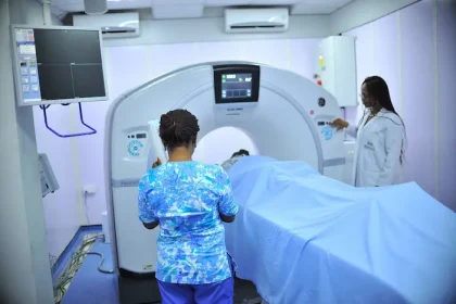 Tratament viaţă copii - Tratamentul revoluționar care poate prelungi viața copiilor cu cancer osos