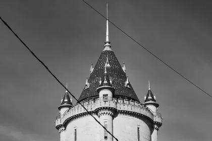 Drobeta-Turnu Severin orașul lui Robert Șerban - Descoperă Drobeta-Turnu Severin: orașul care mi-a trasat destinul!