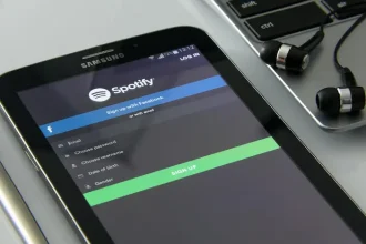 Spotify smartphone-uri Android - Probleme majore pe Spotify pentru utilizatorii de smartphone-uri Android!