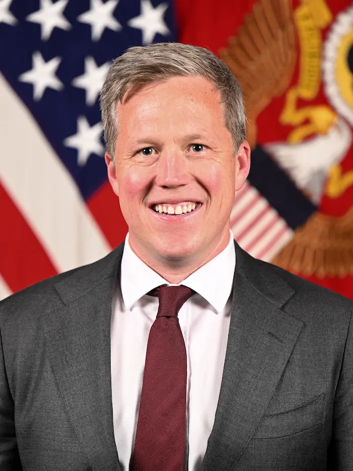 Dan Driscoll, omul dronelor: Rolul său esențial în negocierile pentru Ucraina 1 Dan Driscoll drone negocieri - Dan Driscoll, omul dronelor: Rolul său esențial în negocierile pentru Ucraina