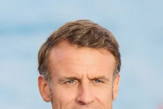 Politica digitală Macron rețele sociale - Franța înăsprește politica digitală