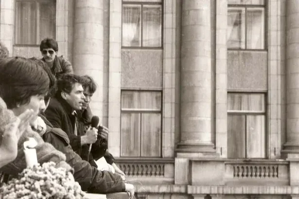 Revoluție Petre Roman politică - Petre Roman, reflecții la 36 de ani de la Revoluție: Politica românească, în umbra...