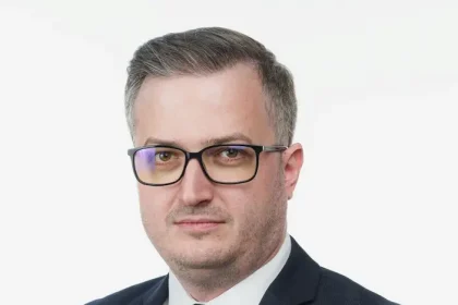 Membri opoziţie preşedinte - Opoziția pregătește suspendarea președintelui: Ce se va întâmpla?