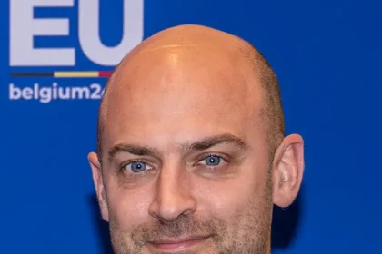 civilizație - Avertismentul șefului diplomației franceze: Europa riscă o criză politică!