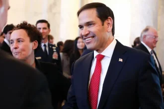 Marco Rubio apărare