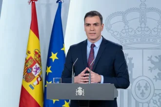 PEDRO SANCHEZ interdicție